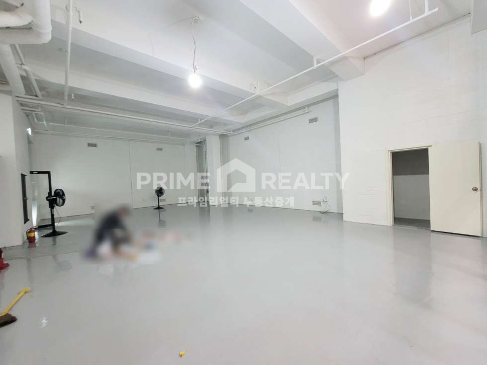 서울 강남구 청담동 시우빌(SIUVILL)동 청담동 스튜디오 임대｜층고 높은 촬영·크리에이티브 전용 공간 강남 스튜디오 임대 월세 매물번호 10599 사진 3