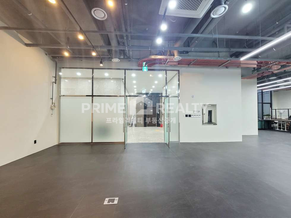 서울 강남구 신사동 트렌디 감성 공간 층고 높은 신축 , 전시·카페·스튜디오 가능 월세 매물번호 10569 사진 10
