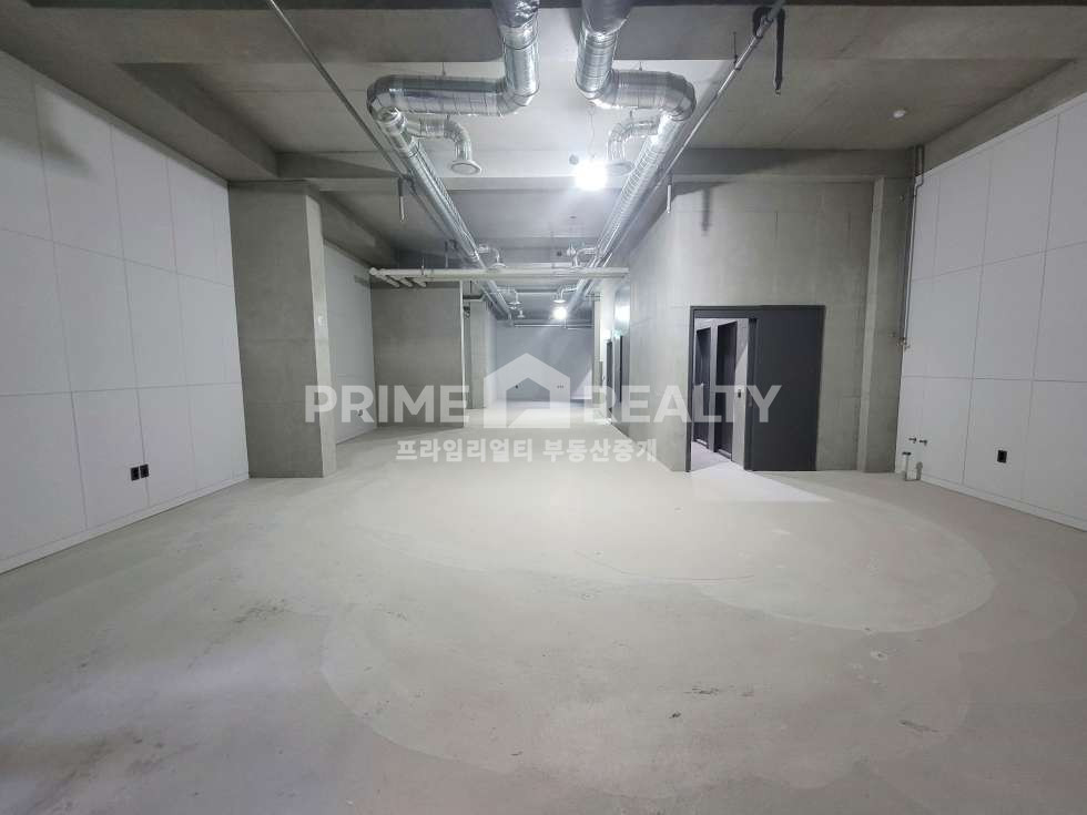 서울 강남구 역삼동 신축 첫입주 독립 출입 구조로 식음·브랜드 매장 모두 활용 가능 강남사무실임대 강남스튜디오임대 월세 매물번호 10551 사진 3