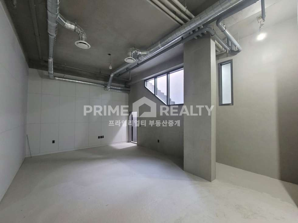 서울 강남구 역삼동 신축 첫입주 독립 출입 구조로 식음·브랜드 매장 모두 활용 가능 강남사무실임대 강남스튜디오임대 월세 매물번호 10551 사진 5