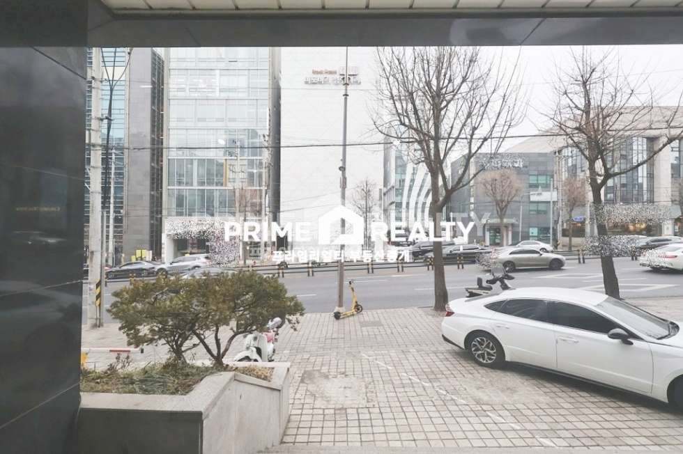서울 강남구 역삼동 역삼동 1층 사무실 임대 대로변 랜드마크 입지 층고 4.1m 전용 95평 무권리 월세 매물번호 10511 사진 6