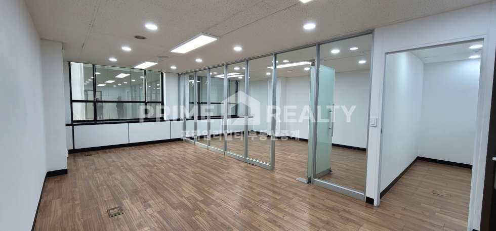 서울 강남구 논현동 논현동 사무실 임대 도산대로 대로변 자주식주차 강남소형사무실임대 월세 매물번호 10503 사진 1