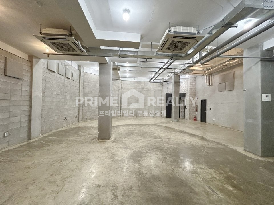 서울 강남구 논현동 강남구청역 스튜디오 임대 층고 4.8M 논현동스튜디오임대 │강남사무실임대 월세 매물번호 10498 사진 3