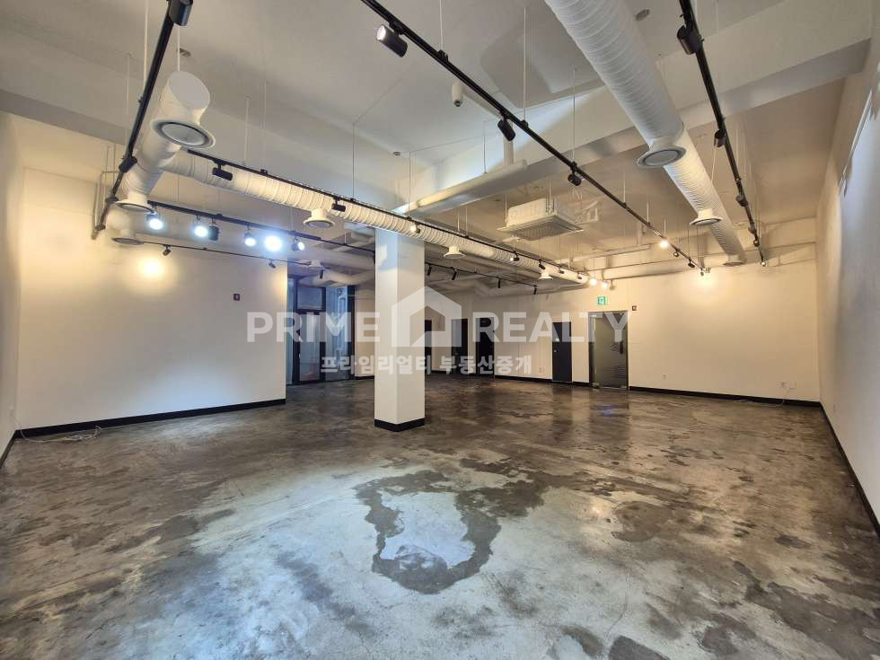 서울 강남구 논현동 논현동 스튜디오 임대│연층사용│층고4M│학동역 도보 5분│강남사무실임대│강남스튜디오임대 월세 매물번호 10835 사진 2