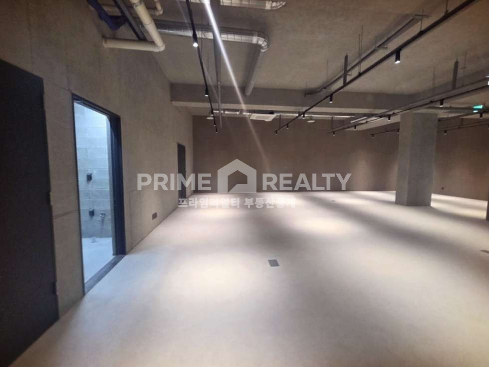 서울 강남구 역삼동 역삼동 역삼역 도보4분 전용66평 선큰구조 채광형 지하2층 강남스튜디오임대 월세 매물번호 10977 사진 5