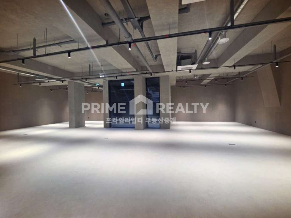 서울 강남구 역삼동 역삼동 역삼역 도보4분 전용66평 선큰구조 채광형 지하2층 강남스튜디오임대 월세 매물번호 10977 사진 6