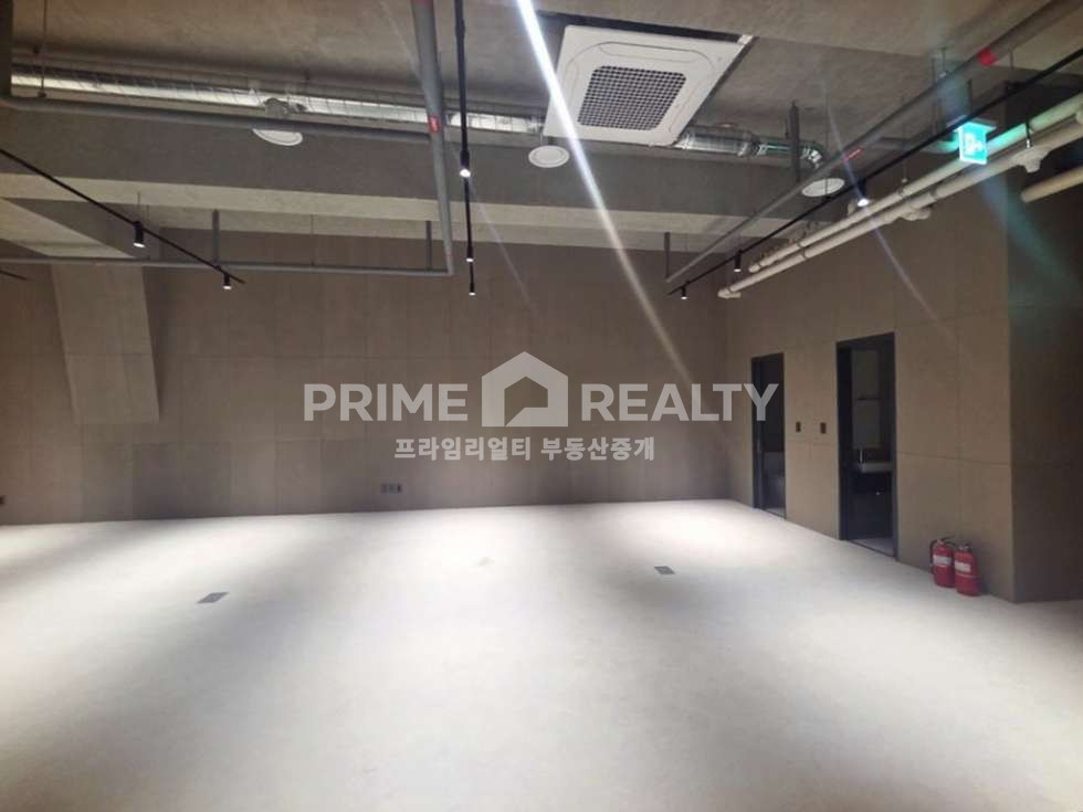 서울 강남구 역삼동 역삼동 역삼역 도보4분 전용69평 선큰구조 채광형 스튜디오 강남 상가 임대 월세 매물번호 10976 사진 4