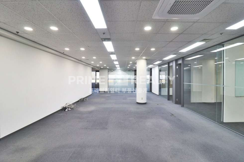 서울 강남구 삼성동 테헤란로 글라스빌딩 10층 대형 사무실 임대 전용 약 110평 룸7 + 대회의실 인테리어사무실 강남사무실임대 월세 매물번호 10934 사진 1
