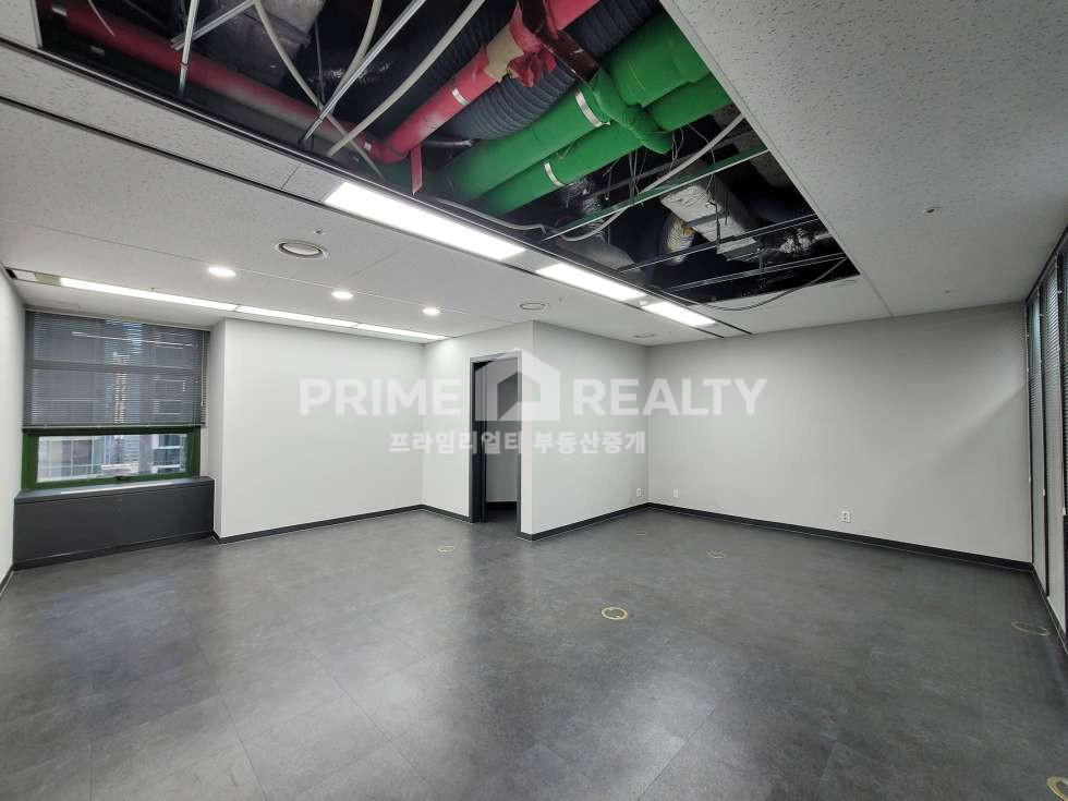 서울 강남구 역삼동 강남역 사거리 대로변 │ 전용 56평 10층 오피스 즉시입주 강남역 지하연결 강남사무실임대 월세 매물번호 10751 사진 12