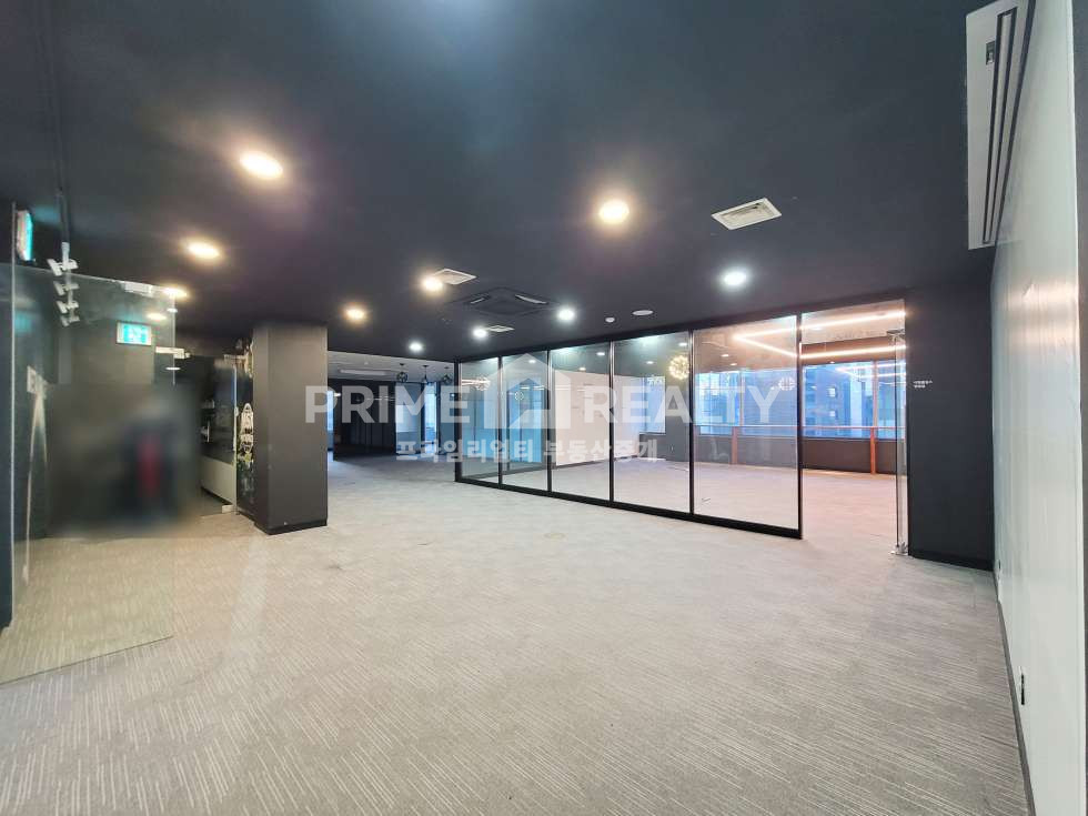 서울 강남구 역삼동 역삼역 바로 앞 │ 전용 102평 SS급 인테리어 대형 사무실 강남 테헤란로 대로변 사무실 임대 월세 매물번호 10746 사진 6