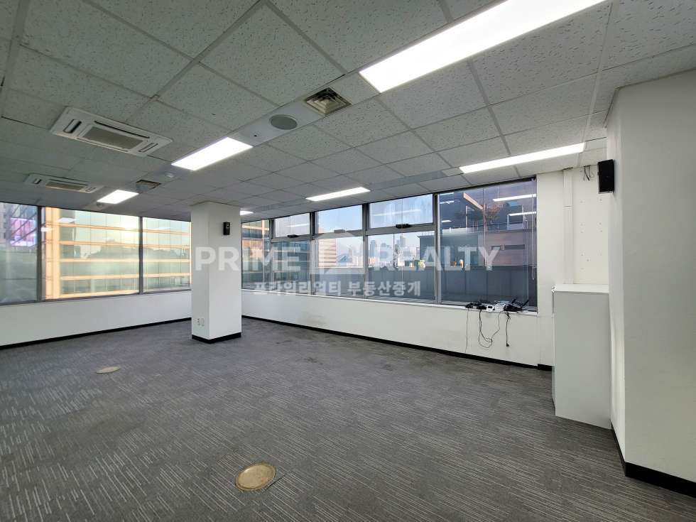 서울 강남구 역삼동 역삼역 바로 앞 │ 전용 102평 SS급 인테리어 대형 사무실 강남 테헤란로 대로변 사무실 임대 월세 매물번호 10746 사진 7