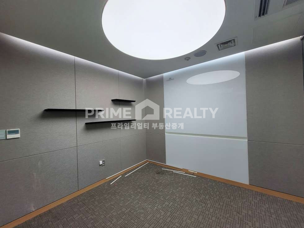 서울 강남구 역삼동 초역세권 대로변 │ 전용 102평 테헤란로 프라임 오피스 역삼역 1분 강남 사무실임대 월세 매물번호 10745 사진 17