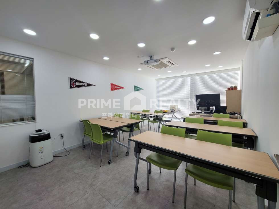서울 강남구 신사동 신사동 사무실 임대 │ 언주로 대로변 │ 관리 잘 된 건물 │ 분리형 룸 구조 월세 매물번호 10545 사진 5