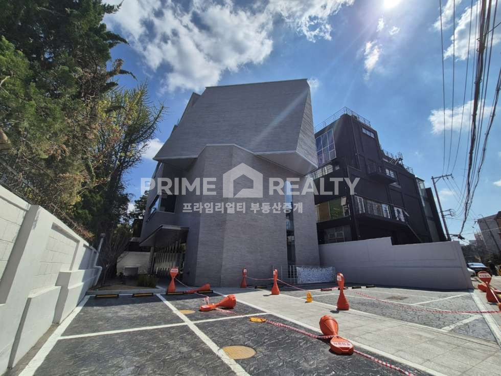 서울 강남구 논현동 논현동 사옥 임대 │ 신축 첫입주 │ 연면 334평│ 신사역 , 학동역 도보 7분│강남사옥임대│강남사무실임대│강남통임대 월세 매물번호 10347 사진 1