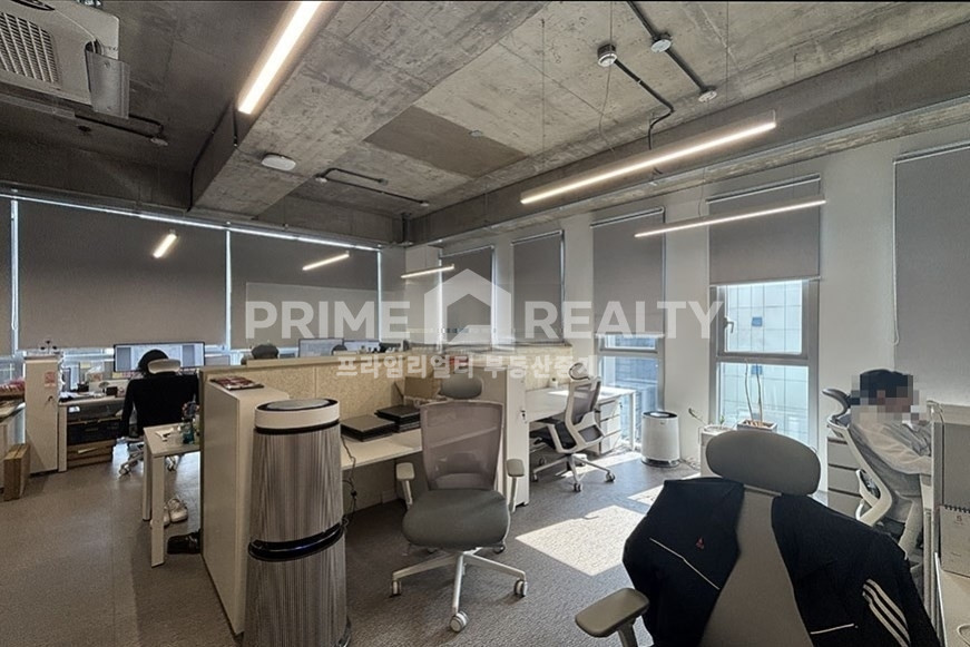 서울 강남구 역삼동 SQUARE736동 역삼동 사무실 임대 │ 역삼역 도보 3분 │ 채광+전망 ACE 준신축 │ 전용 108평│강남사무실임대 월세 매물번호 10346 사진 1