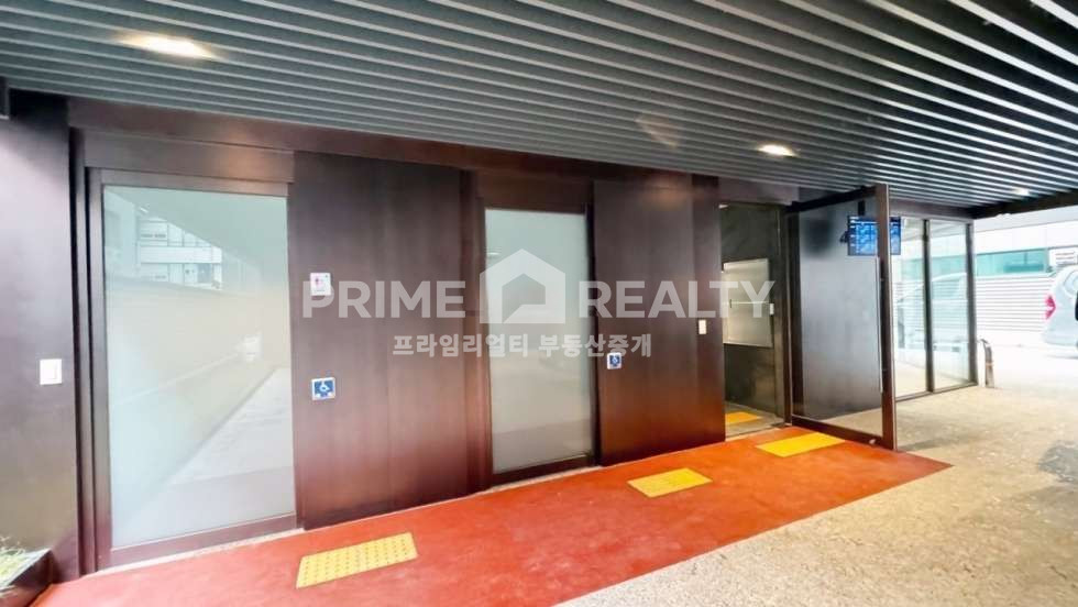서울 강남구 역삼동 역삼동 사옥 임대 │역삼역 도보 10분 │ 지상 9층 통임대 │ 연면 559평│강남사옥임대│강남통임대│강남사무실임대 월세 매물번호 10339 사진 3
