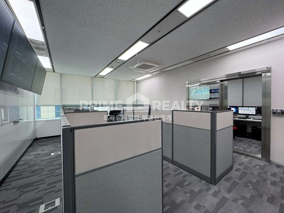 서울 강남구 역삼동 태보역삼아이타워동 역삼동 사무실 임대 │ 선릉역 1분 │ 테헤란로 대로변 │ 전용 360평 월세 매물번호 10332 사진 1