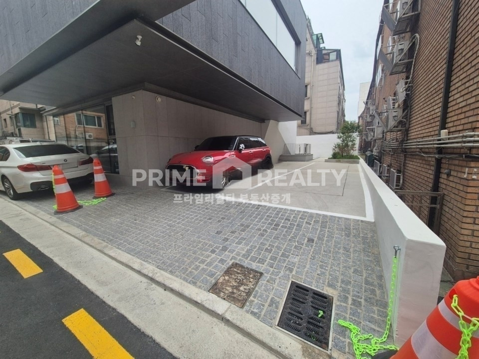 서울 강남구 역삼동 역삼동 사무실 임대 │ 선릉역 도보 8분 │ 신축 첫입주, 감각적인 인테리어 │ 전용 14평 월세 매물번호 10316 사진 5
