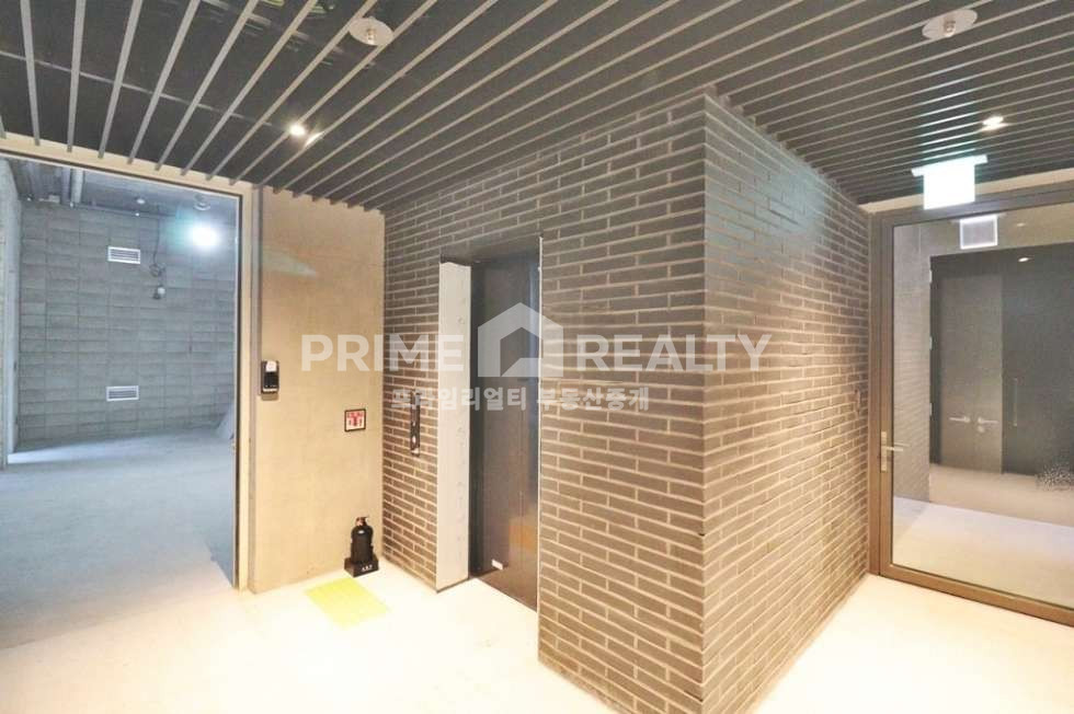 서울 강남구 삼성동 삼성동 스튜디오 임대 통창 뷰 썬큰 구조 전용 48 신축 강남사무실임대 강남스튜디오임대 월세 매물번호 10833 사진 8