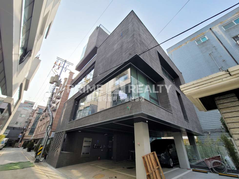서울 강남구 신사동 신사동 압구정역 도보3분 신축 첫입주 통임대 사옥 연면적 약182평 강남사무실임대 강남사옥임대 월세 매물번호 10828 사진 1