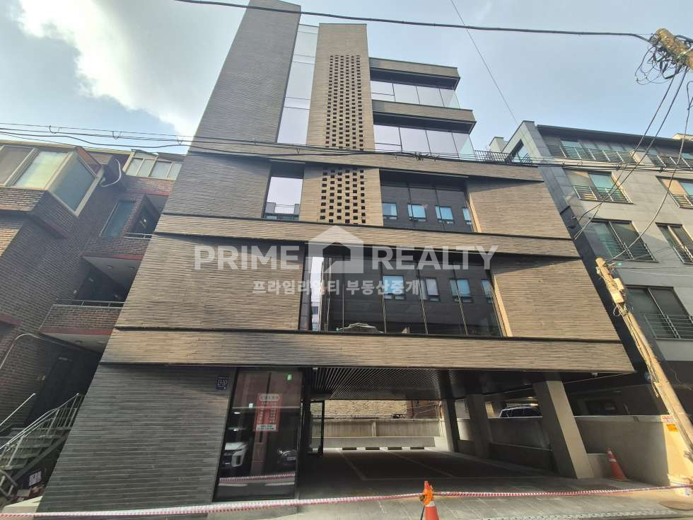 서울 강남구 논현동 논현동 사옥 임대│강남구청역 도보 3분│신축 첫입주│연면 143평│강남사옥임대│강남통임대│강남사무실임대 월세 매물번호 10930 사진 1