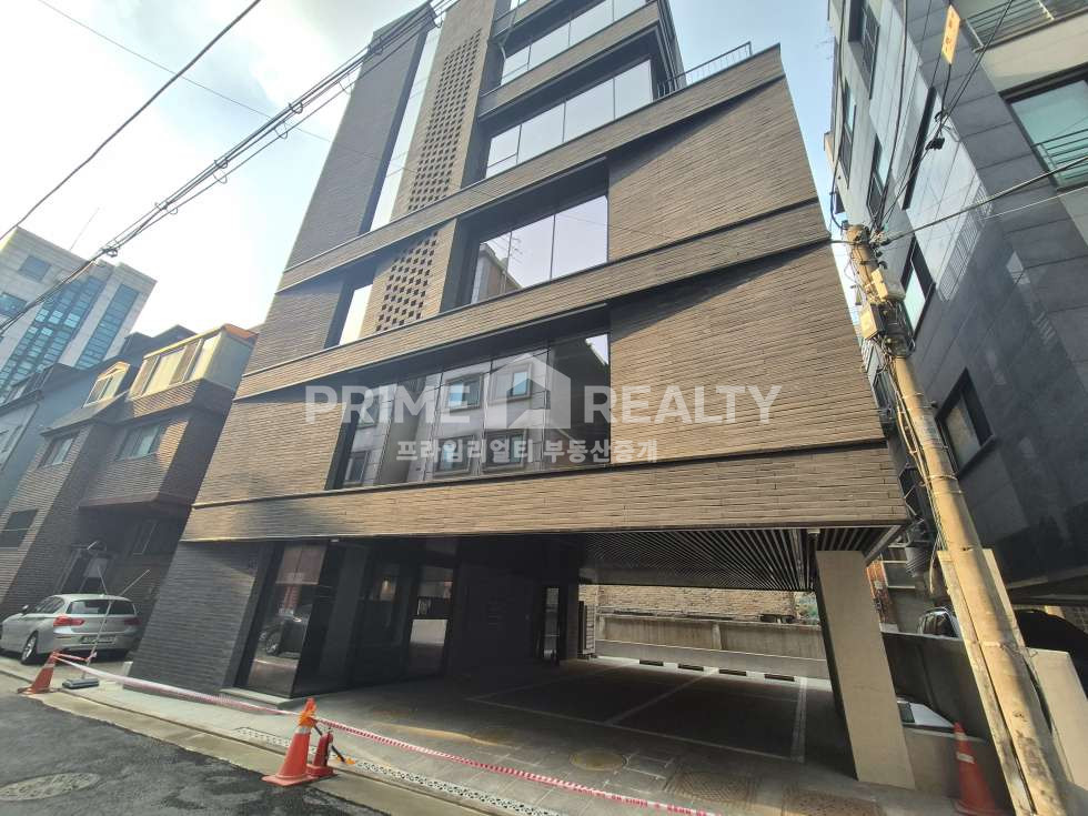 서울 강남구 논현동 논현동 사옥 임대│강남구청역 도보 3분│신축 첫입주│연면 143평│강남사옥임대│강남통임대│강남사무실임대 월세 매물번호 10930 사진 2