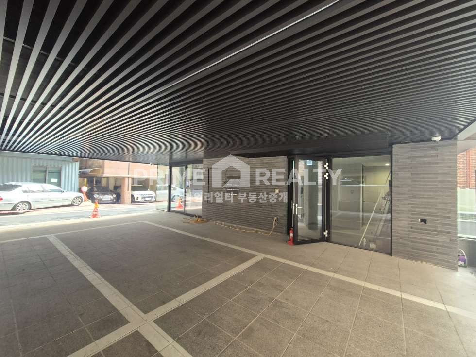 서울 강남구 논현동 논현동 사옥 임대│강남구청역 도보 3분│신축 첫입주│연면 143평│강남사옥임대│강남통임대│강남사무실임대 월세 매물번호 10930 사진 3