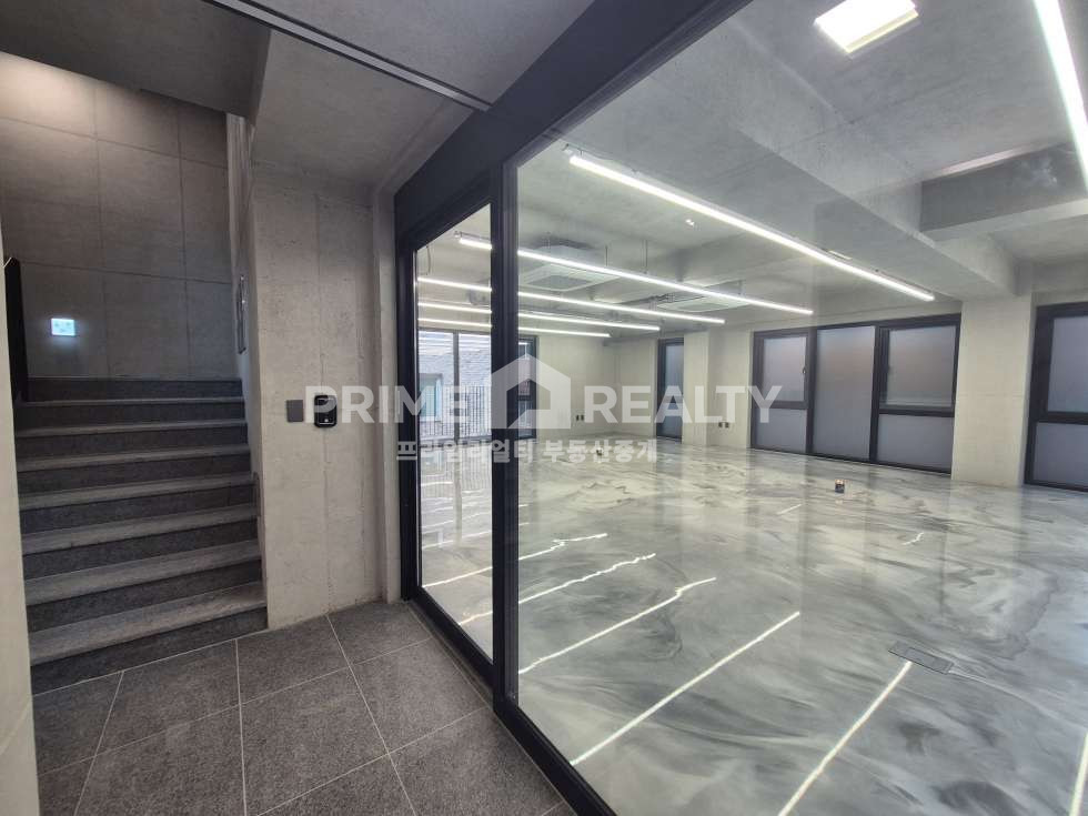 서울 강남구 논현동 논현동 사옥 임대│강남구청역 도보 3분│신축 첫입주│연면 143평│강남사옥임대│강남통임대│강남사무실임대 월세 매물번호 10930 사진 7