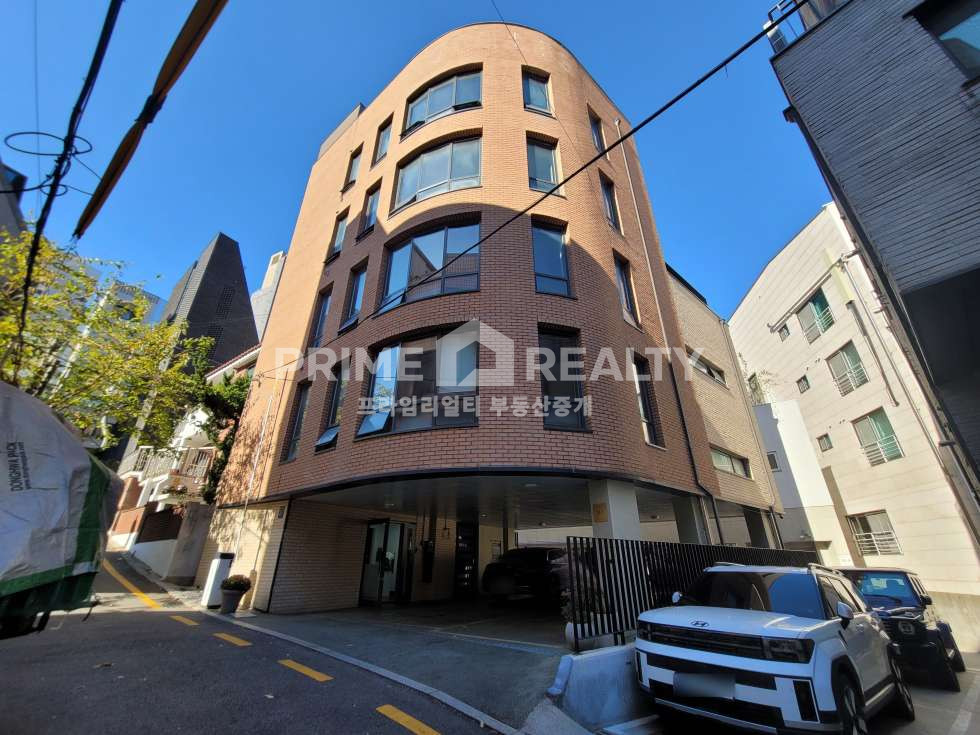서울 강남구 논현동 논현동 대형 사옥 임대 밝은 채광·남향 통창·루프탑 포함 전 층 단독 사옥형 임대 월세 매물번호 10589 사진 1