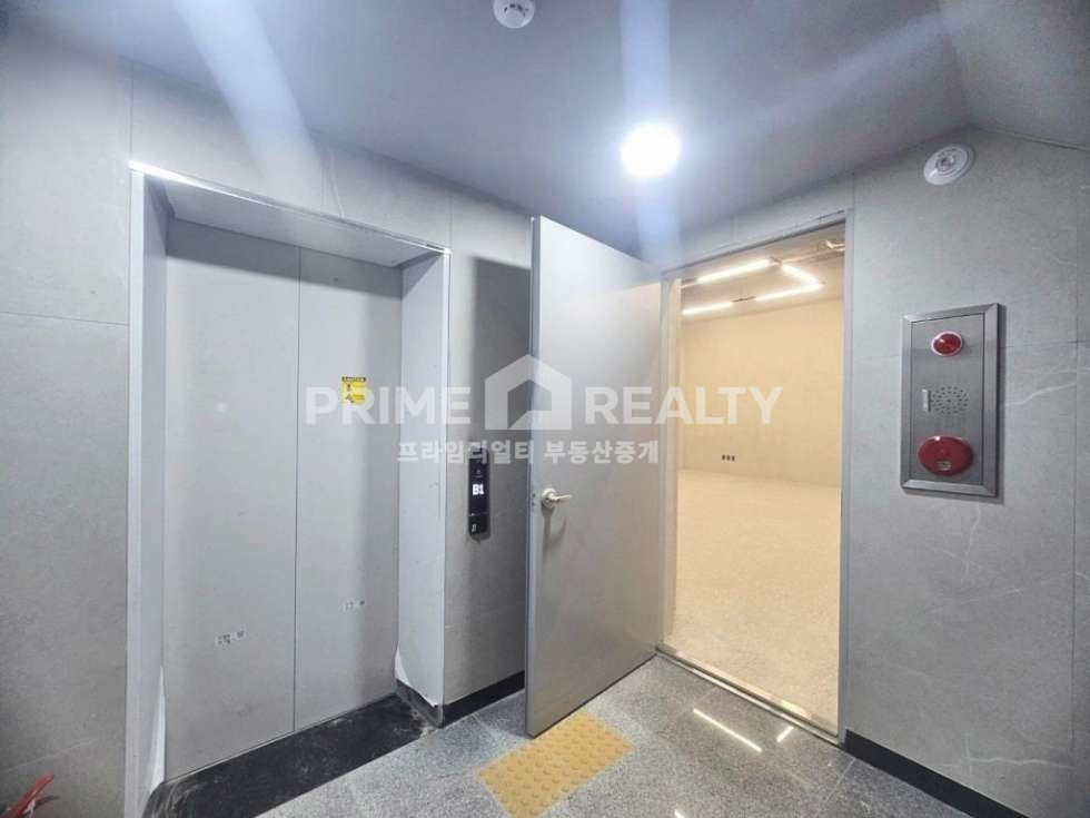 서울 강남구 역삼동 역삼동 신축 B1층 전용약50평 층고4.8M 선큰 구조 스튜디오·연습공간 강남사무실임대 강남스튜디오임대 월세 매물번호 10831 사진 10