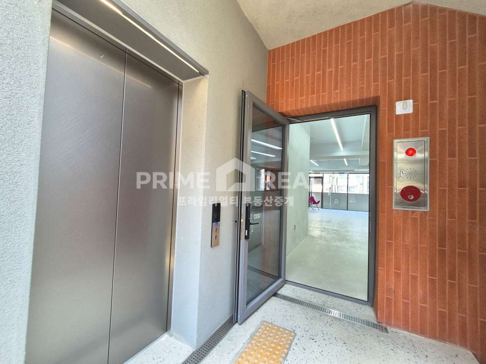서울 강남구 논현동 신논현역 사무실 임대 역세권사무실 35평 테라스+내부화장실 럭셔리 인테리어 강남사무실임대 월세 매물번호 10119 사진 16