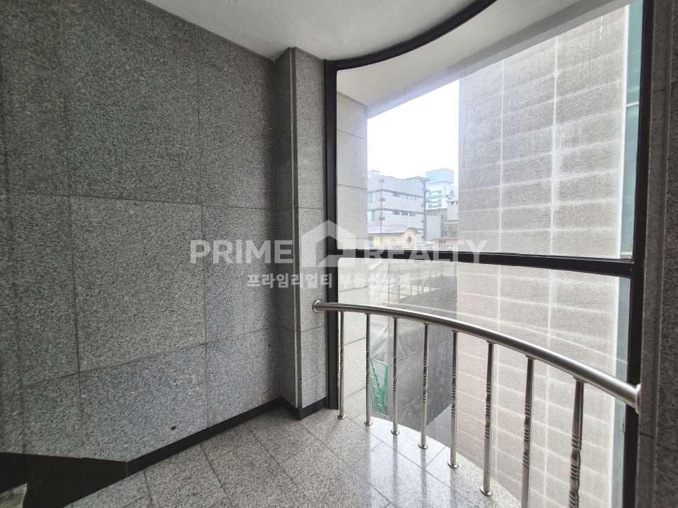 서울 강남구 논현동 논현동 사무실 임대 │ 25평 화이트 인테리어 │ 언주역 사무실│룸3개 월세 매물번호 10129 사진 19